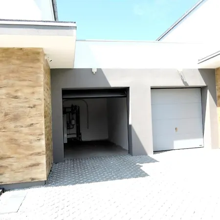 New, Large For 10 People 펜션 쿠크제보