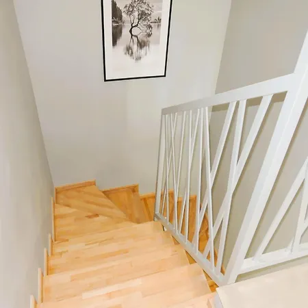 펜션 New, Large For 10 People 쿠크제보