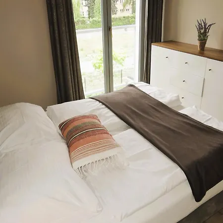 New, Large For 10 People 펜션 쿠크제보