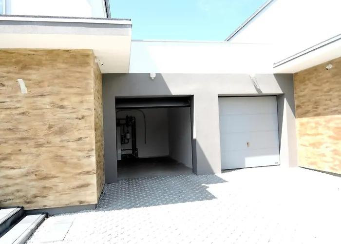 New, Large For 10 People Дом отдыха Колчево